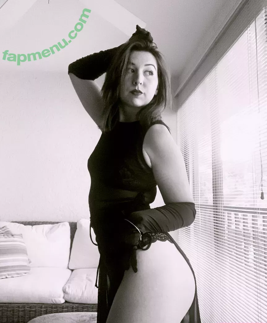 swallowpeaches nude photo #0018 (swallowpeaches)