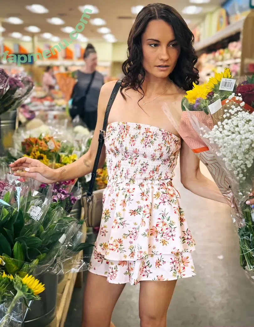 swanmia nude photo #0121 (swanmiami)