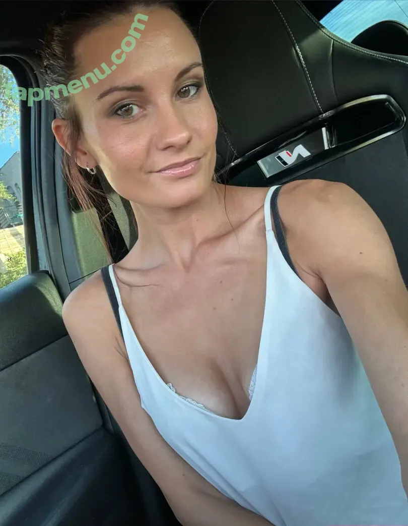 swanmiafree nude photo #0039 (marielswan)