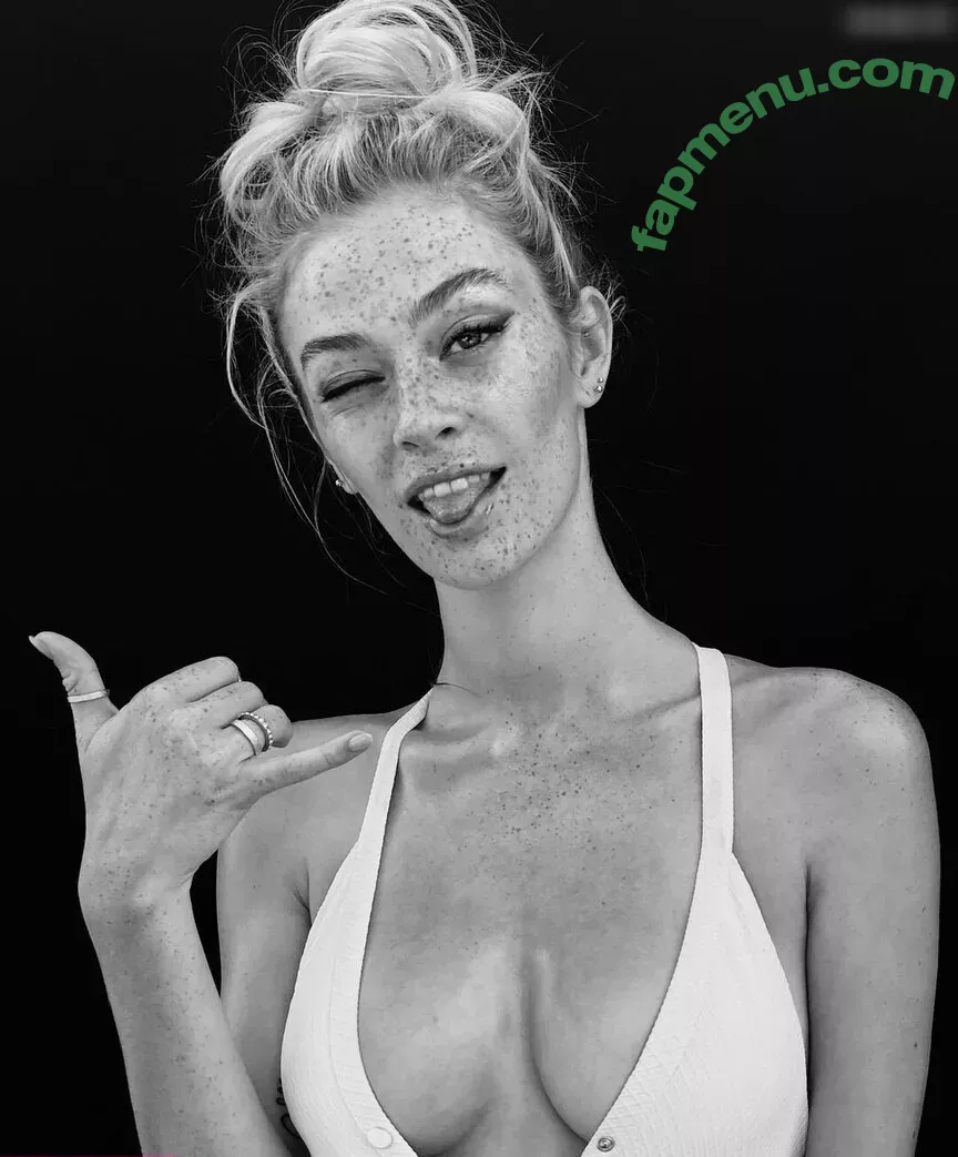Swantje Paulina nude photo #0010 (paulinacc / swalina)