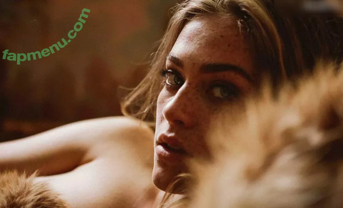 Swantje Paulina nude photo #0050 (paulinacc / swalina)