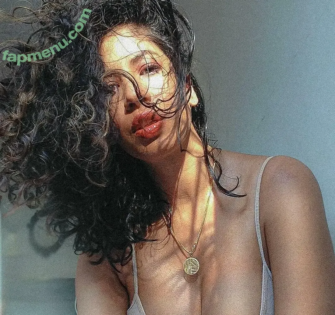 Swati Jain nude photo #0036 (Itsswatijain)