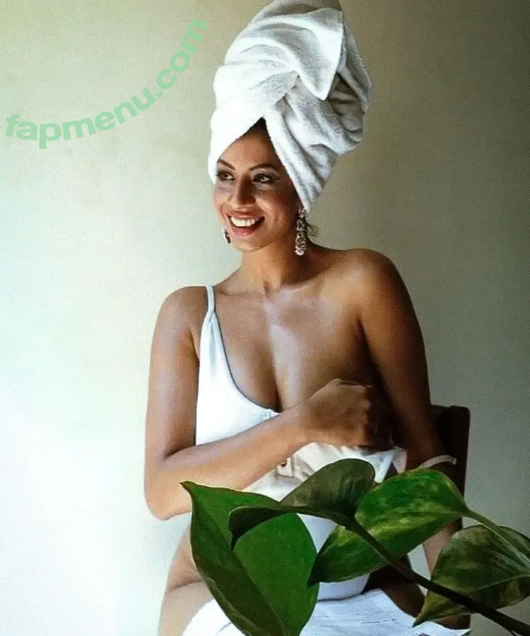 Swati Jain nude photo #0059 (Itsswatijain)