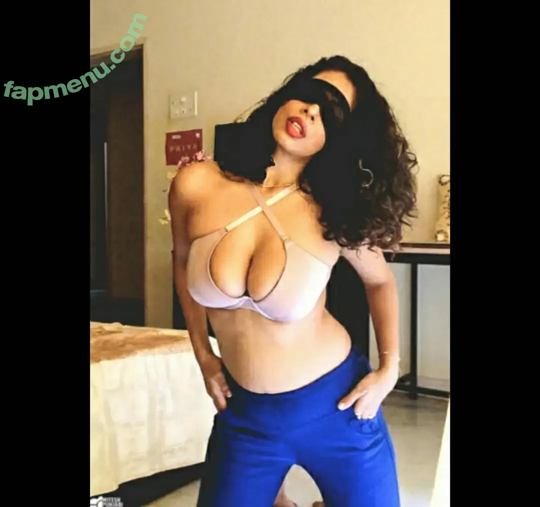 Swati Jain nude photo #0063 (Itsswatijain)