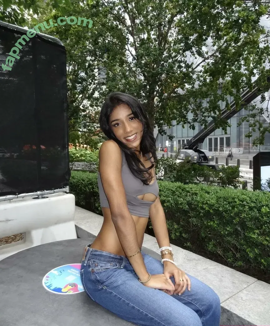 swatisajii nude photo #0010 (swatisajii)