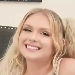 swedishblondie / swedishblondie04 nude photo #0002