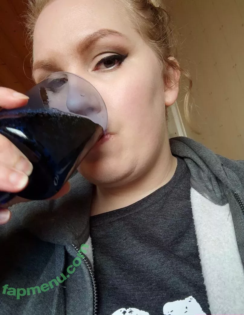 swedishbutterball nude photo #0008 (swedishbutterball)