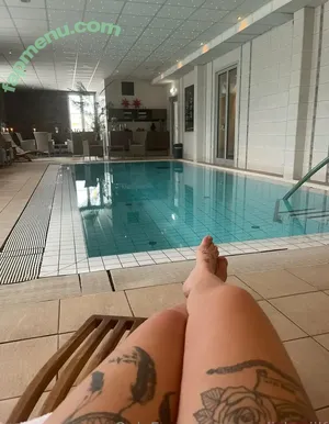  nude photo #0005
