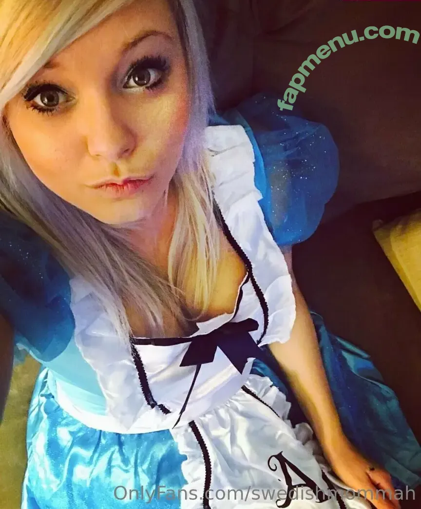 swedishmommah nude photo #0012 (the.swedishmama)