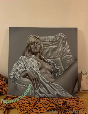  nude photo #0005
