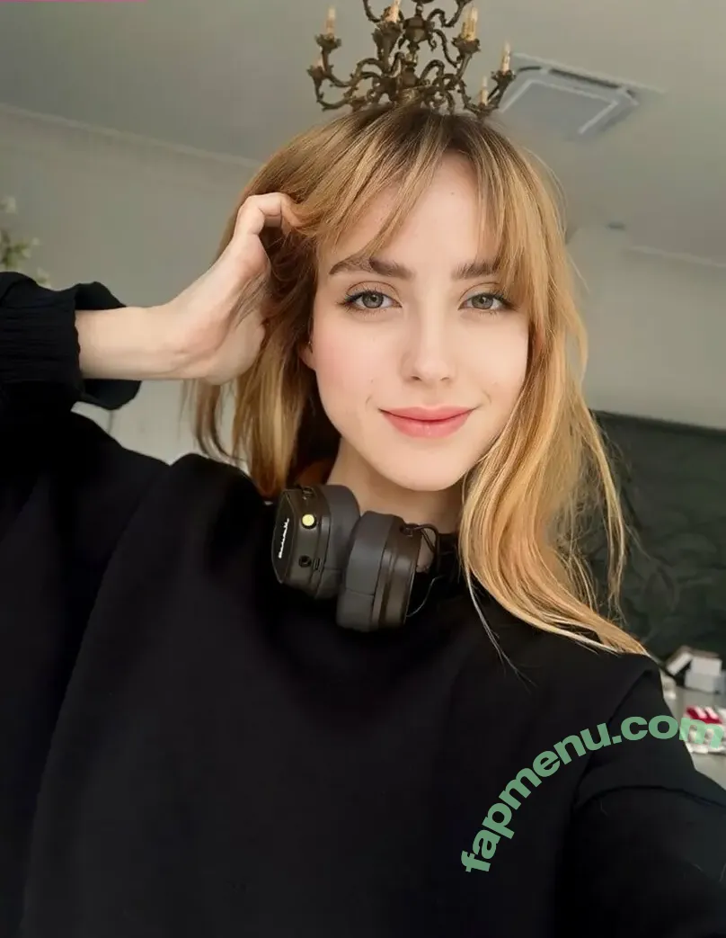 sweet_crumb nude photo #0021 (sweetcrumb / sweetcrumb3)