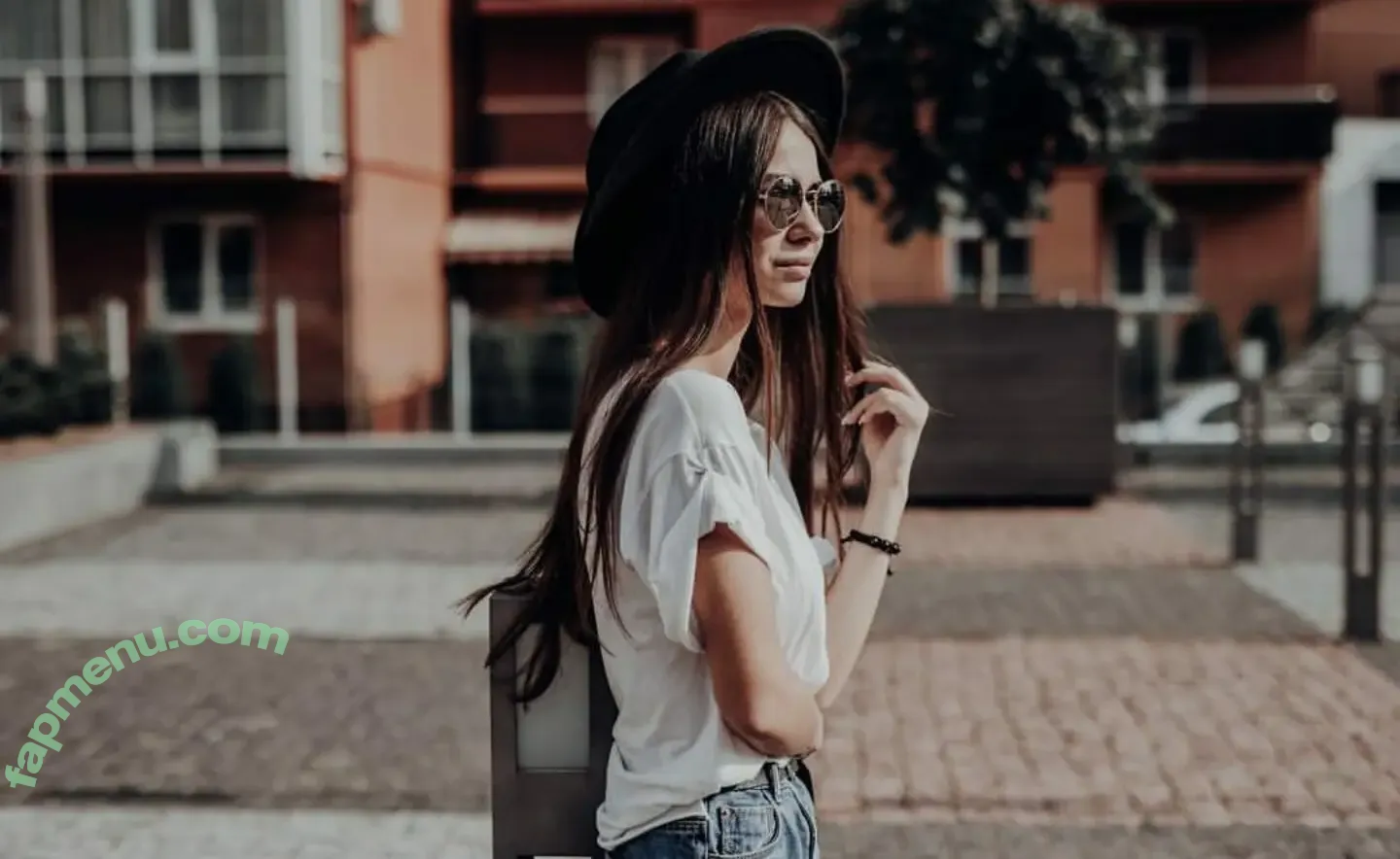 Sweet Kayley nude photo #0068 (Gloria Roshka / gloriaroshka / sweet_kayley)