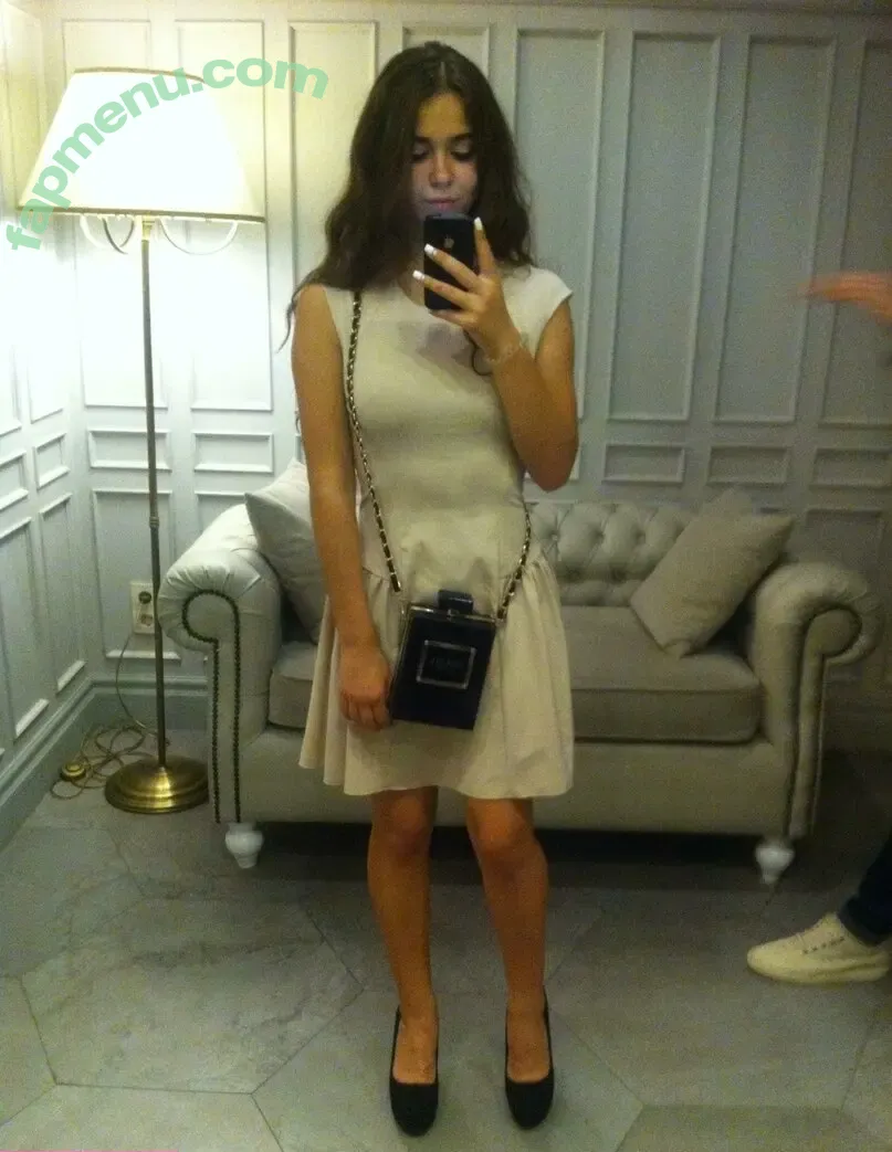 Sweet Kayley nude photo #0087 (Gloria Roshka / gloriaroshka / sweet_kayley)