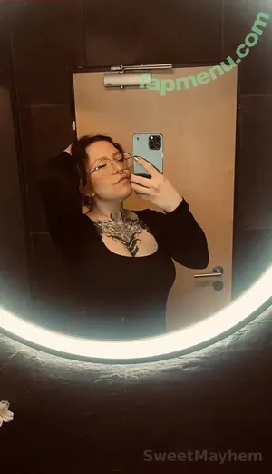  nude photo #0002