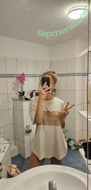 Sweet-Stellix / Juliemelina / profil / sweetstellaofficial / sweety_stellix nude photo #0093