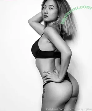sweetandsexysophie / sweetpuppysophie nude photo #0003