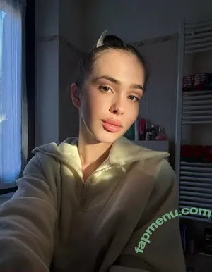 sweetbunnix / smollbunnix nude photo #0009