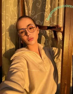 sweetbunnix / smollbunnix nude photo #0021