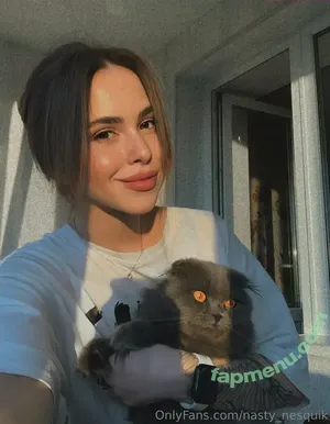 sweetbunnix / smollbunnix nude photo #0040