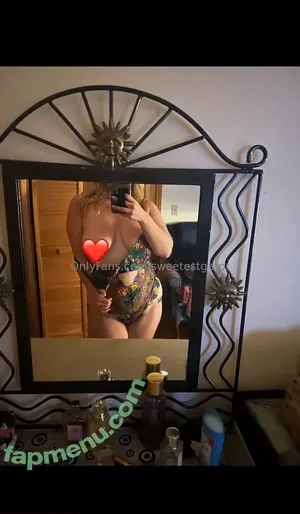 sweetestgator / gatorinthewild nude photo #0009