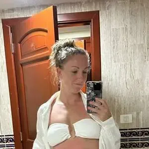 Sweetie Sarah / my_secret_lifexx / sweetie_sarah nude photo #0041