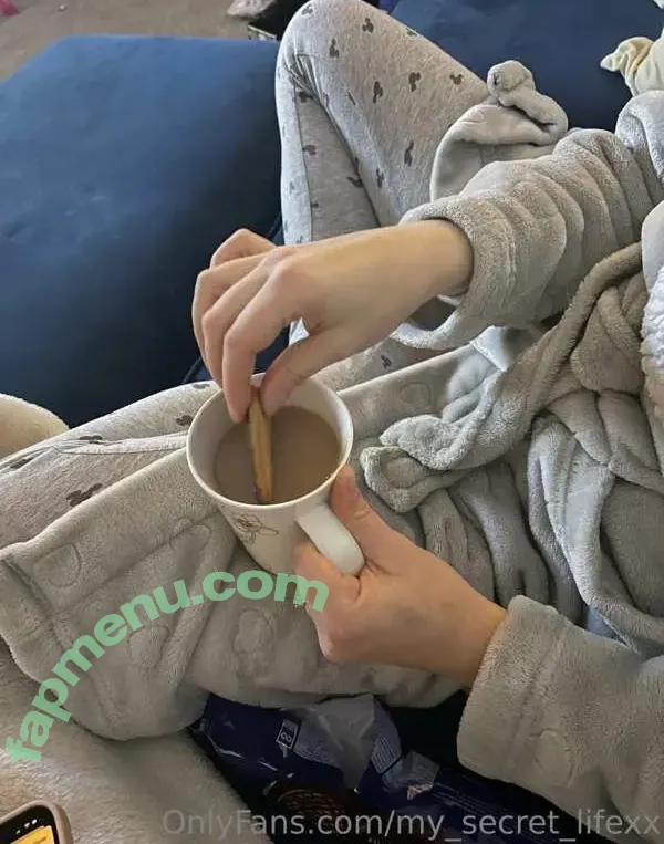 Sweetie Sarah nude photo #0001 (my_secret_lifexx / sweetie_sarah)