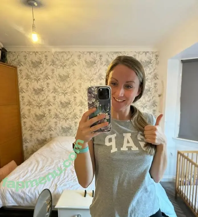 Sweetie Sarah nude photo #0010 (my_secret_lifexx / sweetie_sarah)