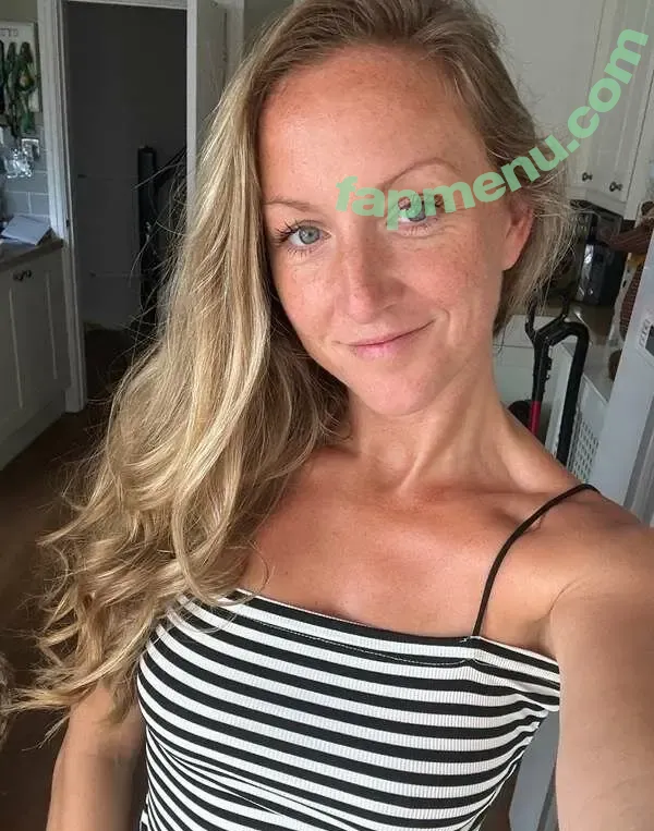 Sweetie Sarah nude photo #0048 (my_secret_lifexx / sweetie_sarah)