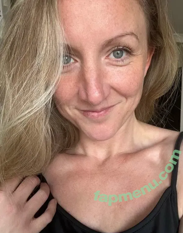 Sweetie Sarah nude photo #0082 (my_secret_lifexx / sweetie_sarah)