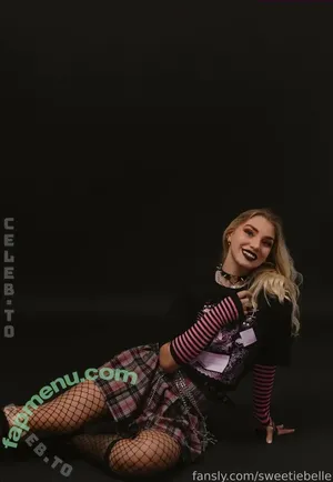 Sweetiebelle / aprikosin3 / superbanka / valerycat nude photo #0114