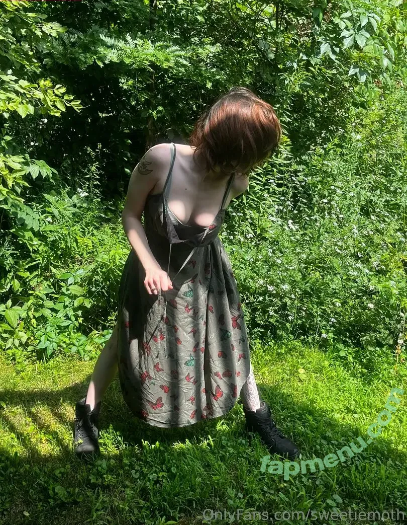 sweetiemoth nude photo #0009 (sweetiemoth)