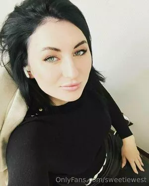 sweetiewest / sweetywest_pt nude photo #0009