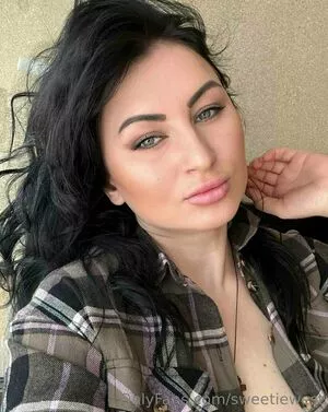 sweetiewest / sweetywest_pt nude photo #0011