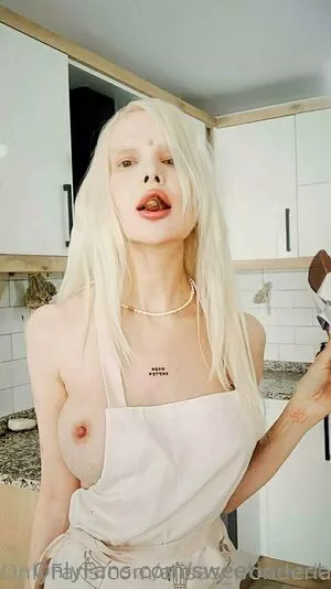 sweetiewest / sweetywest_pt nude photo #0097