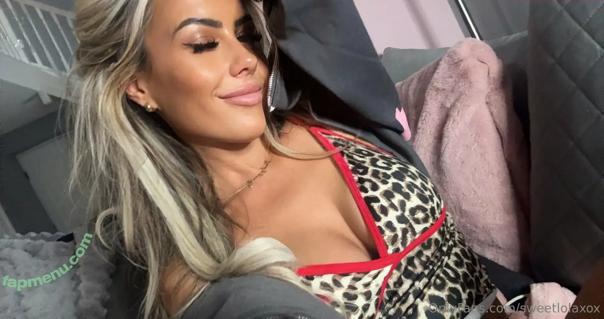 sweetlolaxox nude photo #0004 (sweetielolaxo)