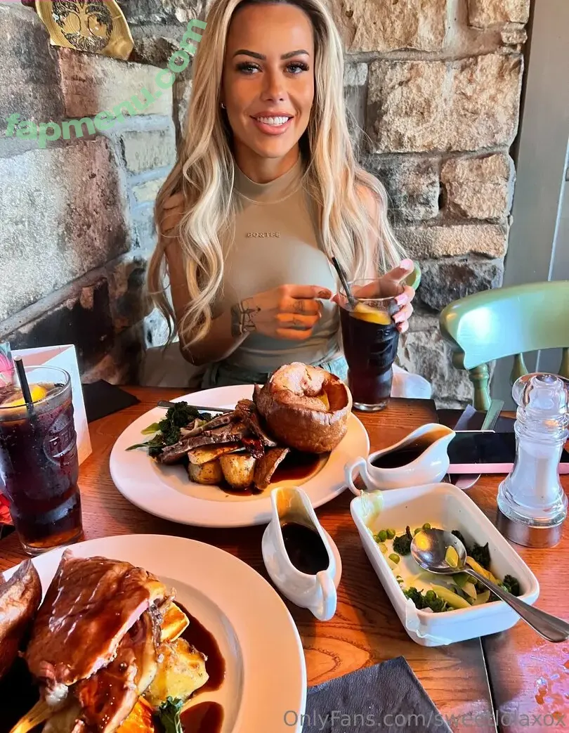 sweetlolaxox nude photo #0009 (sweetielolaxo)