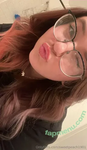  nude photo #0002