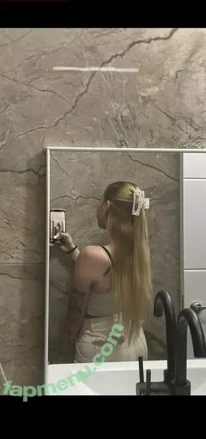  nude photo #0003