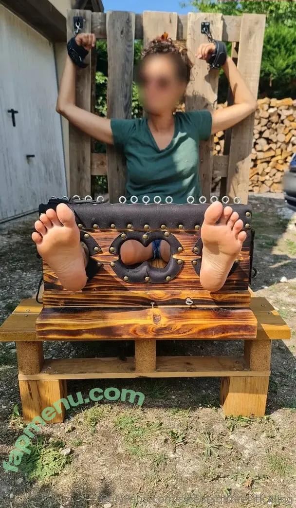 sweetsoftfeet-tickling nude photo #0113 (sweetsoftfeet_tcklng_adventure)