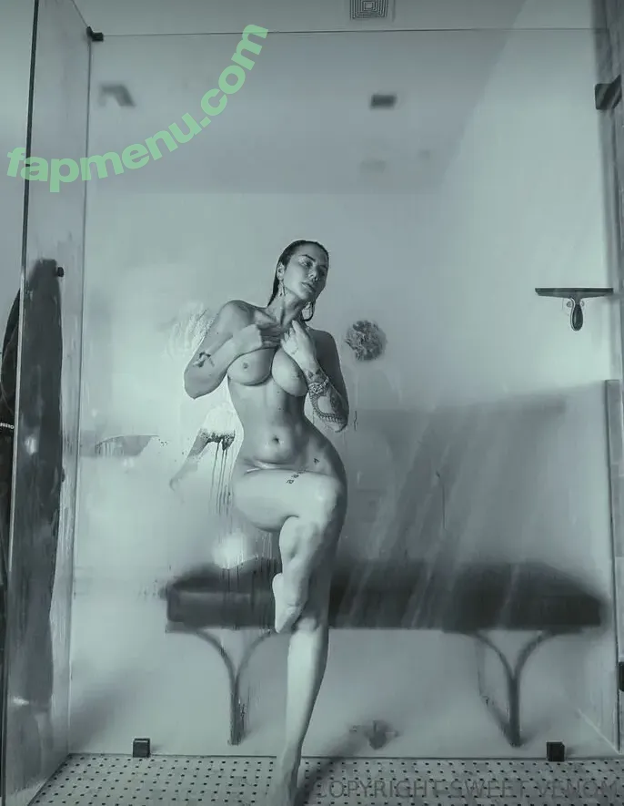 Sweetvenom nude photo #0002 (Sweetvenom)