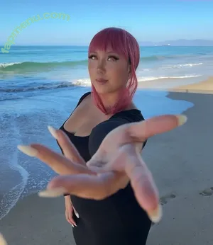 Swimangieswim nude photo #0019