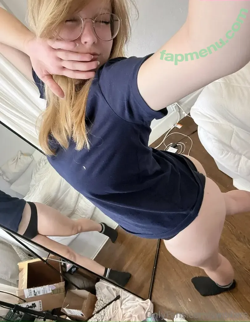 Swiskers nude photo #0079 (Swiskerss)