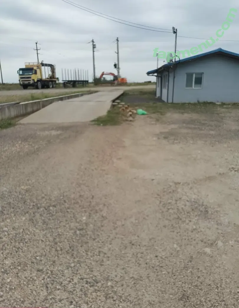 swiss-girl-vanessa nude photo #0054 (OFSGVanessa / people / swissgirlvanessa)