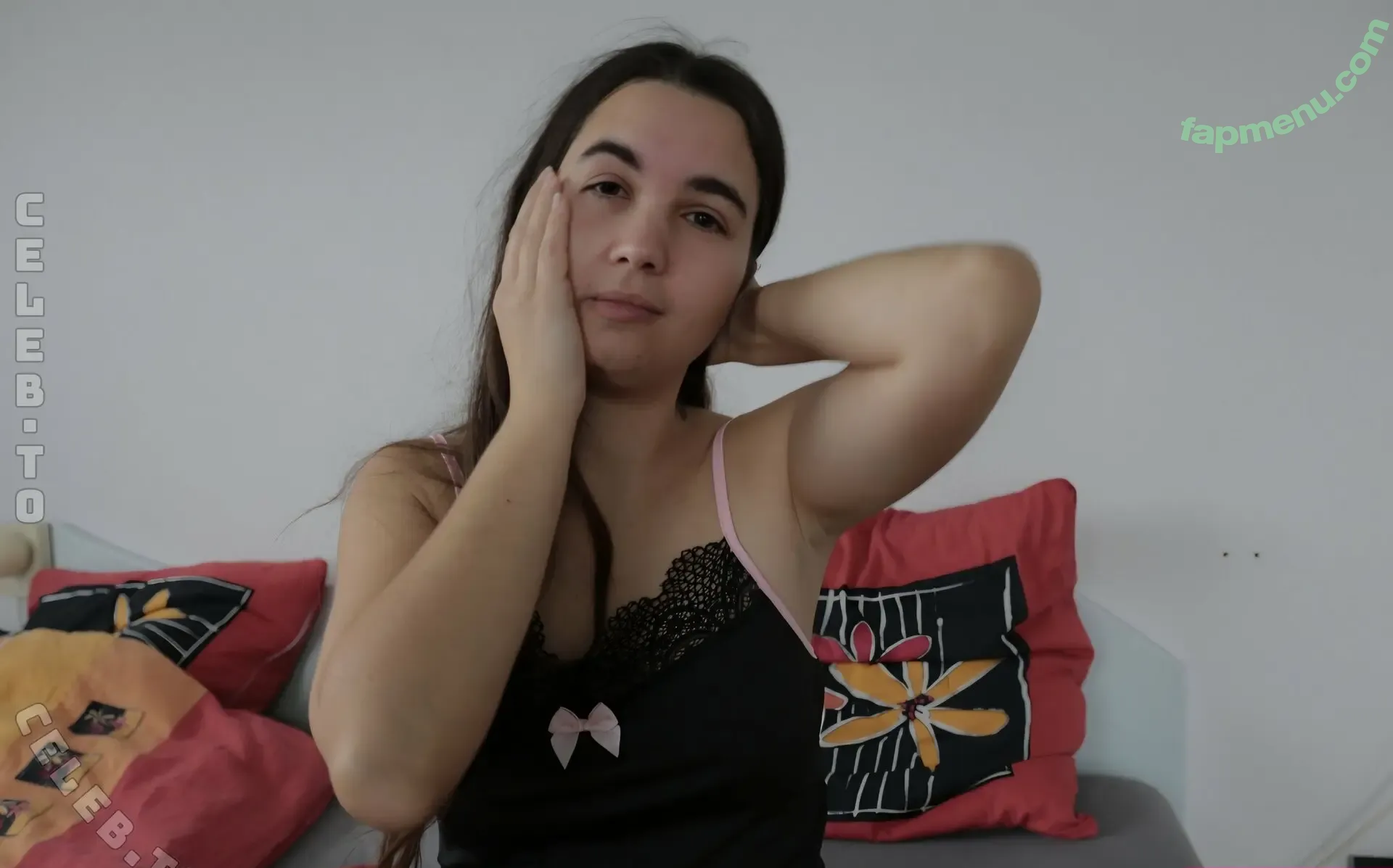 swiss-girl-vanessa nude photo #0110 (OFSGVanessa / people / swissgirlvanessa)