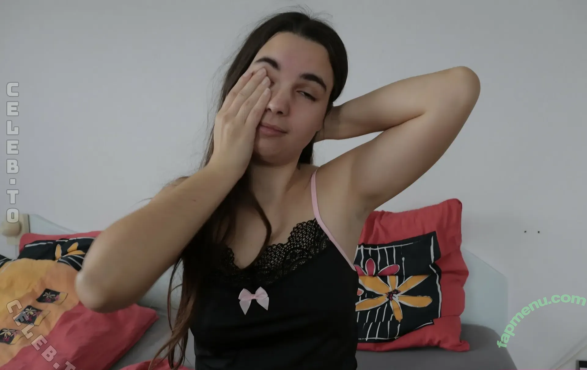 swiss-girl-vanessa nude photo #0126 (OFSGVanessa / people / swissgirlvanessa)