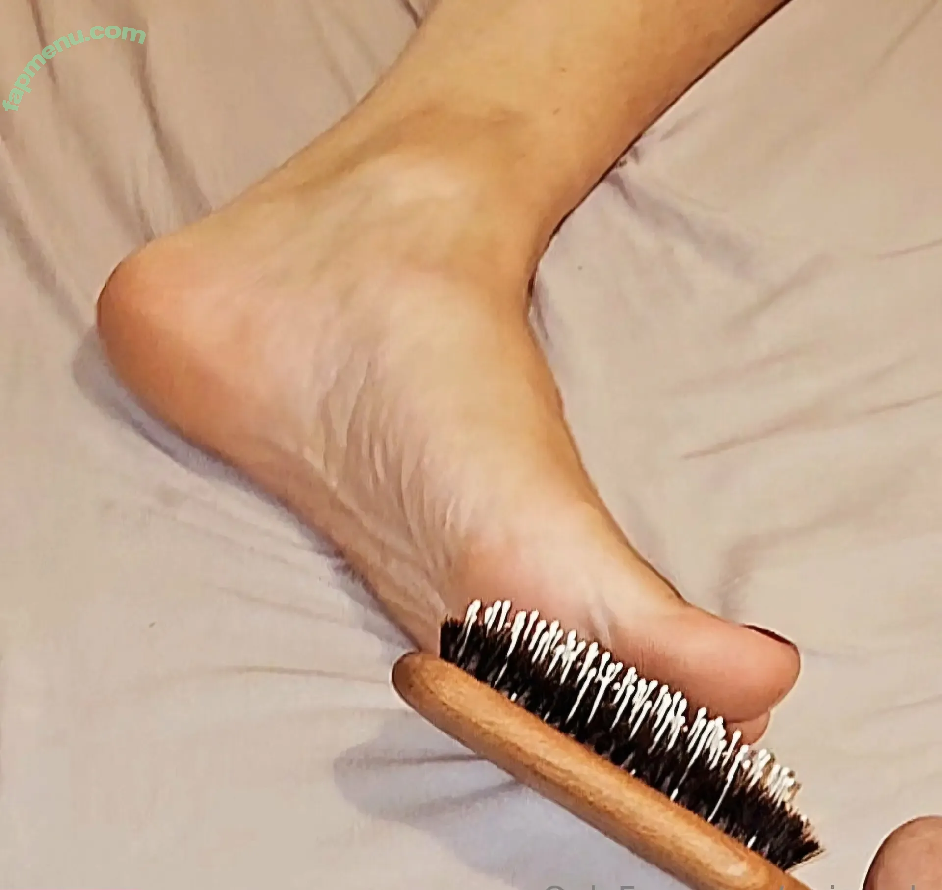 swisssole nude photo #0002 (swisssole)
