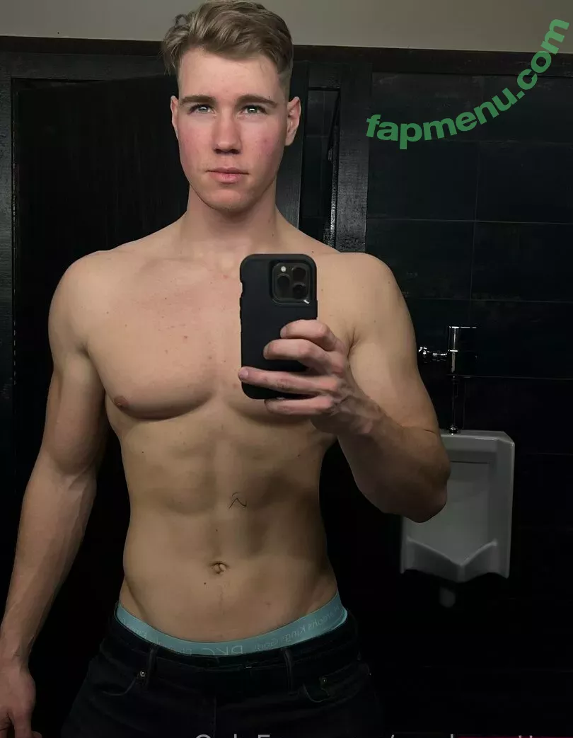 swolemattyy nude photo #0031 (swolemattyy)