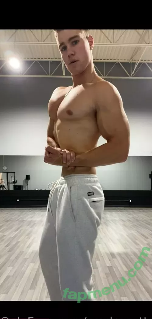swolemattyy nude photo #0091 (swolemattyy)
