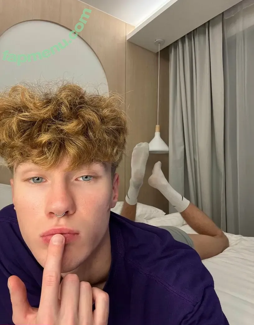 swoopyboy nude photo #0020 (swoopyboy)
