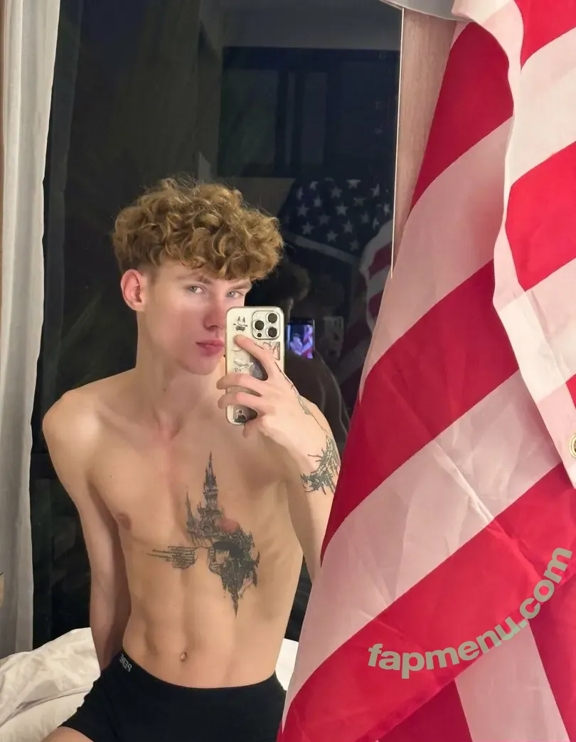 swoopyboy nude photo #0041 (swoopyboy)